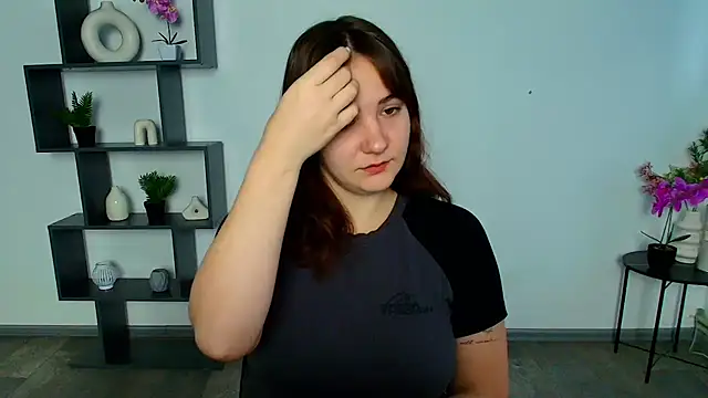 Snapshot of OliviaMontgommery chatting on 12-01-25, 07:13 OliviaMontgommery online show from 12-01-25, 07:13