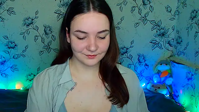Snapshot of OliviaMontgommery chatting on 06-03-26, 06:05 OliviaMontgommery online show from 06-03-26, 06:05