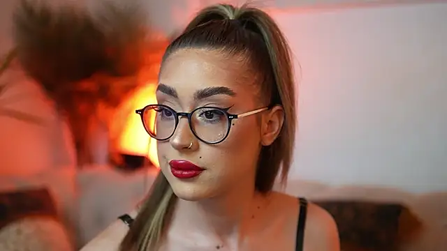 AileenKiss online show from 04-28-26, 08:47