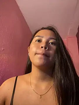 Snapshot of Funtasee_Andi chatting on 03-27-26, 08:19 Funtasee Andi online show from 03-27-26, 08:19