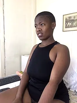 Snapshot of BarbioTheEmpressXxxxx chatting on 10-13-25, 08:14 BarbioTheEmpressXxxxx online show from 10-13-25, 08:14