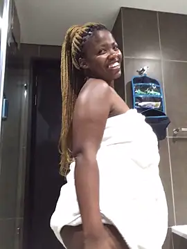 Snapshot of BarbioTheEmpressXxxxx chatting on 02-05-26, 09:19 BarbioTheEmpressXxxxx online show from 02-05-26, 09:19