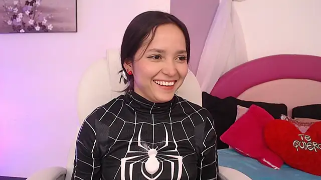 Suzy1  online show from 04-26-26, 07:44