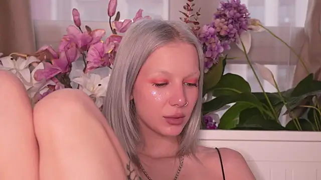 RanyThomson online show from 11-10-25, 02:27