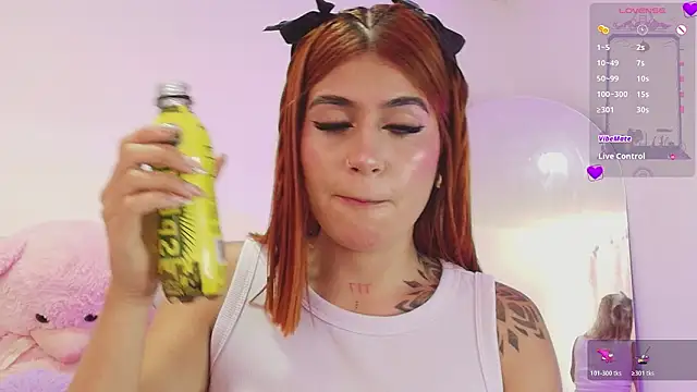 Snapshot of SoofiKiss chatting on 03-03-26, 08:26 SoofiKiss online show from 03-03-26, 08:26