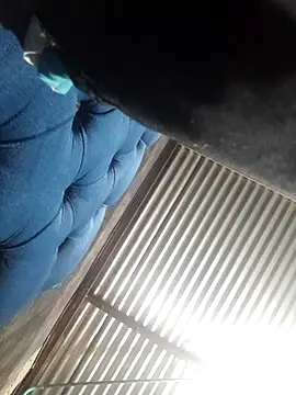 Lesli 14 online show from 11-30-25, 03:54