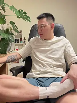 latava online show from 11-29-25, 04:54