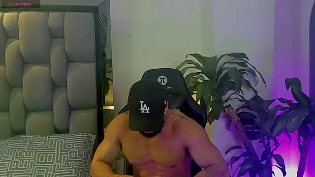 Snapshot of jeff_clark7 chatting on 03-14-26, 04:51 jeff clark7 online show from 03-14-26, 04:51