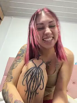 ZammyRossee online show from 05-20-26, 05:46