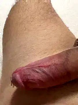 Snapshot of GiNo_93 chatting on 10-21-25, 06:58 GiNo 93 online show from 10-21-25, 06:58