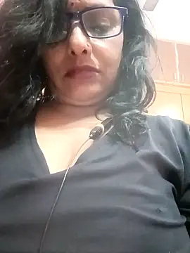 Snapshot of SAMAYRA23 chatting on 11-05-25, 12:38 SAMAYRA23 online show from 11-05-25, 12:38