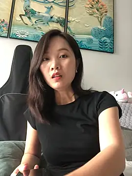 Mile-m online show from 06-15-26, 03:31