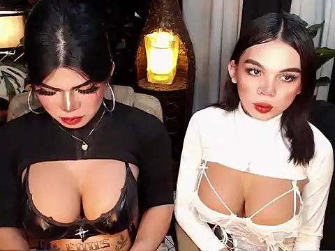 Snapshot of TWINKTRANSSHANEL chatting on 11-07-25, 04:45 TWINKTRANSSHANEL online show from 11-07-25, 04:45