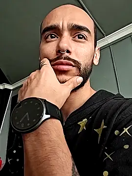 Snapshot of 2_fire chatting on 11-07-25, 01:55 2 fire online show from 11-07-25, 01:55