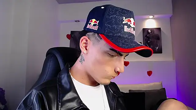 MateoMitchell online show from 03-11-26, 03:34