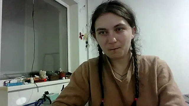 Snapshot of Twolatte1520 chatting on 12-16-25, 08:03 Twolatte1520 online show from 12-16-25, 08:03