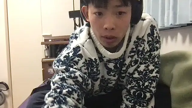 Snapshot of aooya chatting on 12-14-25, 09:52 aooya online show from 12-14-25, 09:52