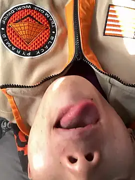 Snapshot of aooya chatting on 01-10-26, 04:25 aooya online show from 01-10-26, 04:25