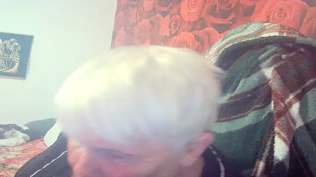 Snapshot of Playful_MILF_Demi chatting on 05-19-26, 08:15 Playful MILF Demi online show from 05-19-26, 08:15