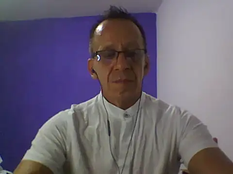  axelking  online show from 01-09-26, 03:42