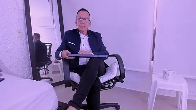  axelking  online show from 02-25-26, 11:31