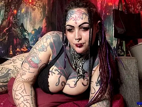 Snapshot of nyxvelon chatting on 11-06-25, 09:26 nyxvelon online show from 11-06-25, 09:26