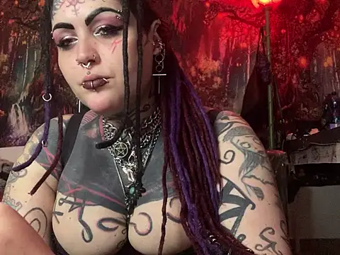 Snapshot of nyxvelon chatting on 01-14-26, 10:58 nyxvelon online show from 01-14-26, 10:58