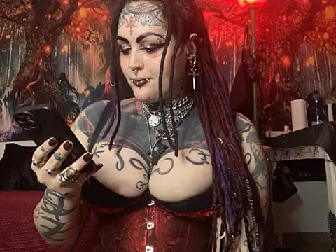 Snapshot of nyxvelon chatting on 01-18-26, 08:45 nyxvelon online show from 01-18-26, 08:45