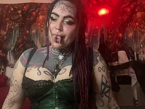 Snapshot of nyxvelon chatting on 02-13-26, 09:22 nyxvelon online show from 02-13-26, 09:22