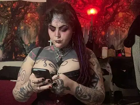 Snapshot of nyxvelon chatting on 03-15-26, 08:48 nyxvelon online show from 03-15-26, 08:48