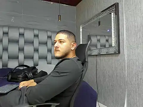 jasonshaw25 online show from 10-10-25, 11:37