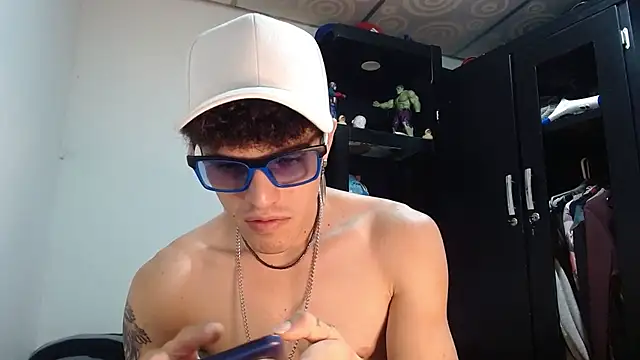 Snapshot of imsammytop chatting on 10-16-25, 09:16 imsammytop online show from 10-16-25, 09:16