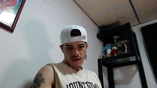 Snapshot of imsammytop chatting on 11-05-25, 10:15 imsammytop online show from 11-05-25, 10:15