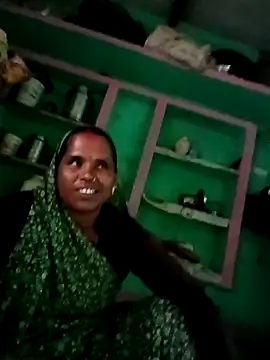 Snapshot of Janvi_tv chatting on 10-05-25, 02:10 Janvi tv online show from 10-05-25, 02:10
