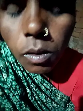 Snapshot of Janvi_tv chatting on 10-24-25, 03:52 Janvi tv online show from 10-24-25, 03:52