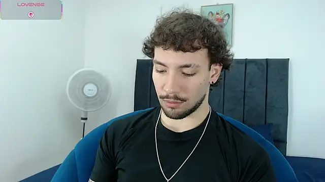 Snapshot of angel_kyrozz chatting on 02-02-26, 07:01 angel kyrozz online show from 02-02-26, 07:01