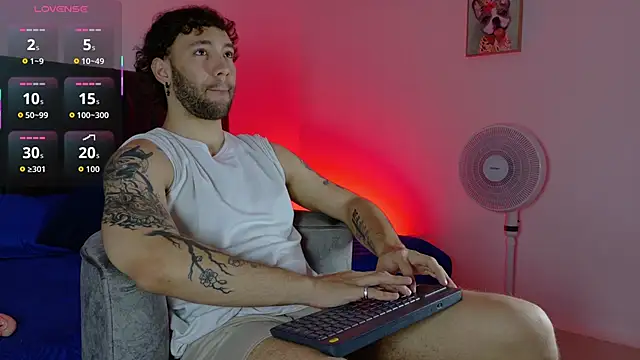 Snapshot of angel_kyrozz chatting on 03-04-26, 06:36 angel kyrozz online show from 03-04-26, 06:36