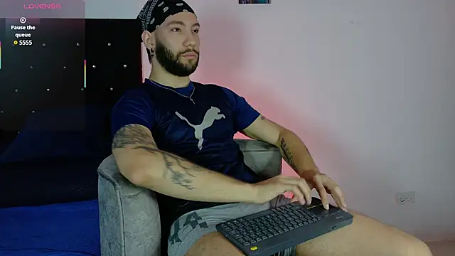 angel kyrozz online show from 03-27-26, 06:40