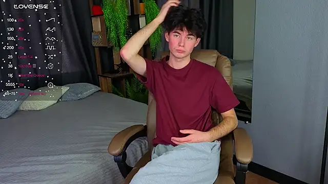 Cute Mike online show from 10-16-25, 08:04