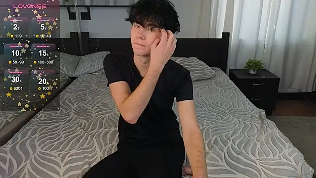 Cute Mike online show from 10-21-25, 02:56