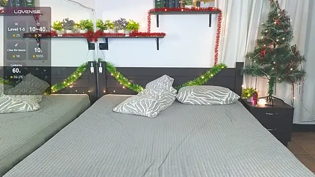 Cute Mike online show from 12-18-25, 01:44