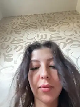 Snapshot of LuluMaexox chatting on 10-06-25, 01:41 LuluMaexox online show from 10-06-25, 01:41