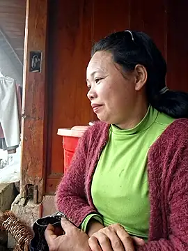 miomio-12 online show from 02-23-26, 01:47