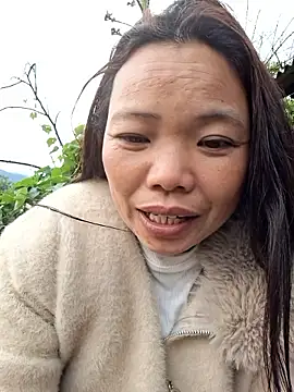 miomio-12 online show from 04-22-26, 10:28