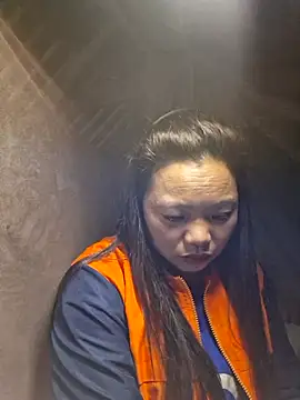 miomio-12 online show from 04-25-26, 01:41