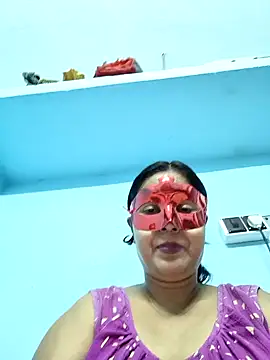 Snapshot of misti02 chatting on 10-04-25, 06:06 misti02 online show from 10-04-25, 06:06