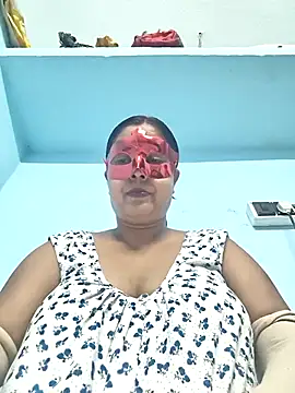Snapshot of misti02 chatting on 10-10-25, 05:01 misti02 online show from 10-10-25, 05:01