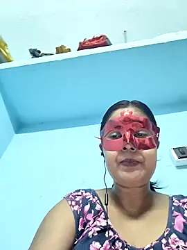 Snapshot of misti02 chatting on 10-18-25, 04:41 misti02 online show from 10-18-25, 04:41