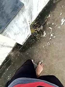 Snapshot of hemcrazy chatting on 10-12-25, 01:04 hemcrazy online show from 10-12-25, 01:04