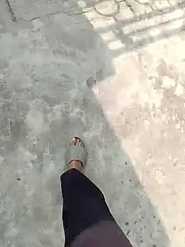 Snapshot of hemcrazy chatting on 12-21-25, 06:09 hemcrazy online show from 12-21-25, 06:09